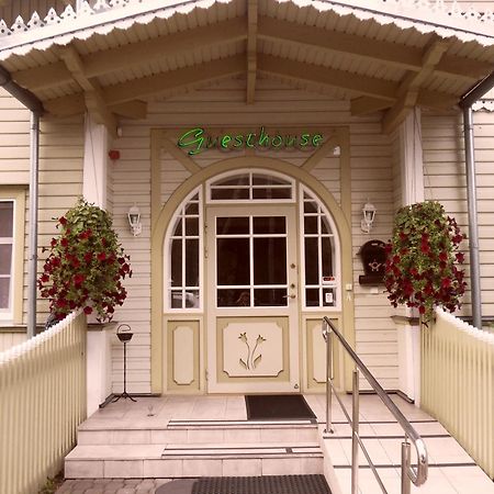 Villa Johanna Guesthouse Pärnu Exterior photo