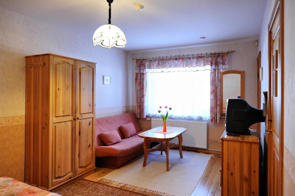 Villa Johanna Guesthouse Pärnu Room photo