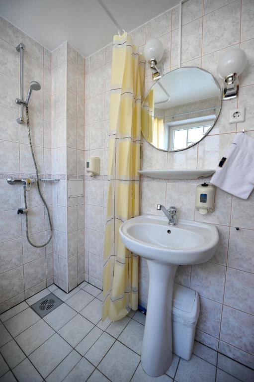 Villa Johanna Guesthouse Pärnu Room photo